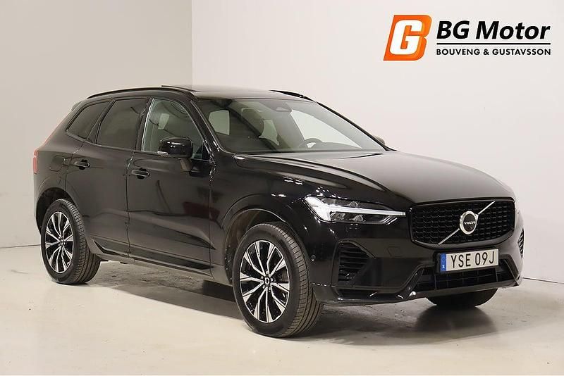Begagnad Volvo XC60 R-Design 310 HK (228 kW) 2022 Svart SUV
