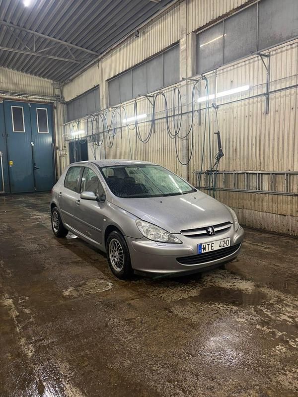 Begagnad Peugeot 307 140 HK (102 kW) 2005