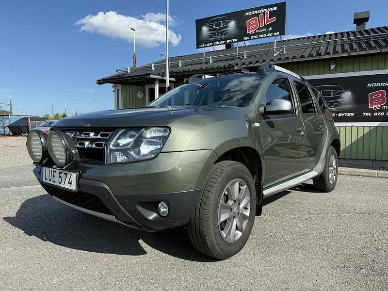Grön Begagnad 2015 Dacia Duster SUV | 78 900 kr (Marknadspris) - Bild 1/4