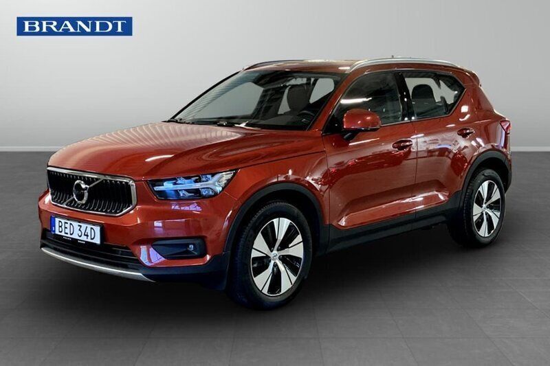 Röd Begagnad 2022 Volvo XC40 SUV | 339 900 kr (Marknadspris) - Bild 1/3