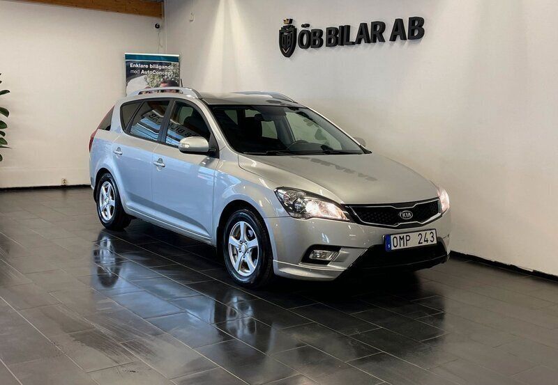 Silver Begagnad 2012 Kia Ceed Sportswagon Kombi | 44 900 kr (Marknadspris) - Bild 1/4