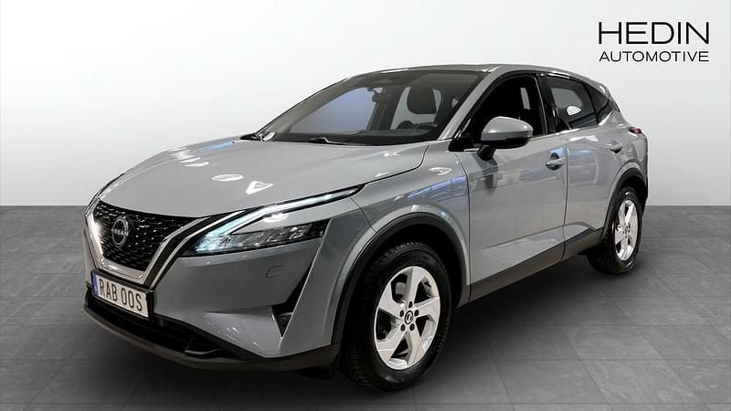 Grå Begagnad 2022 Nissan Qashqai Acenta SUV | 219 000 kr (Marknadspris) - Bild 1/4