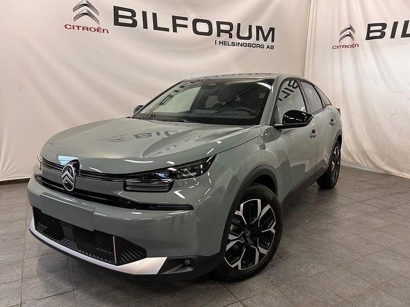Grön Ny 2025 Citroën C4 PureTech Halvkombi | 282 400 kr (Marknadspris) - Bild 1/4