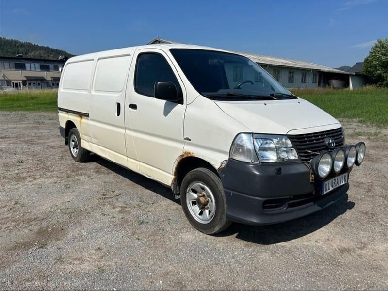 Begagnad Toyota HiAce 117 HK (86 kW) 2007 Van
