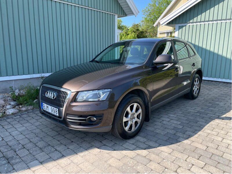 Brun Begagnad 2011 Audi Q5 SUV | 84 000 kr (Marknadspris) - Bild 1/4