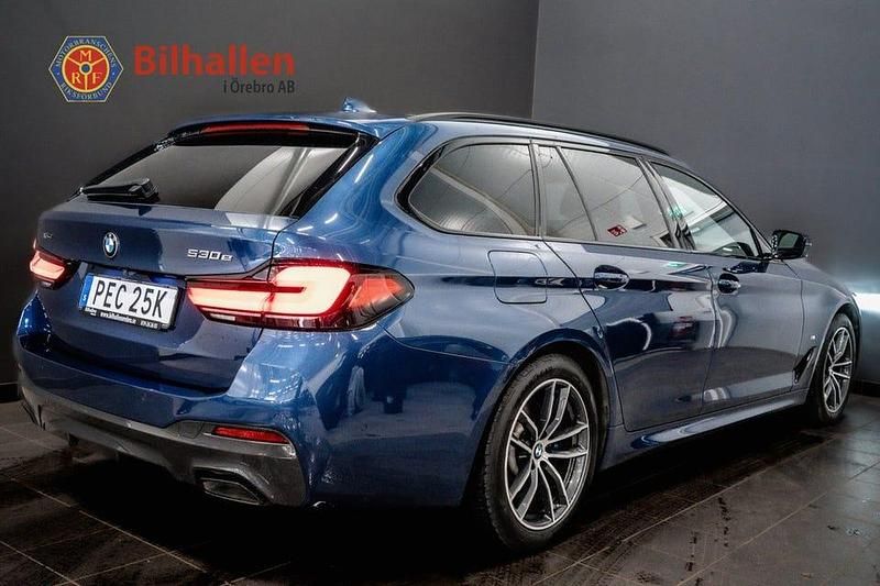 Begagnad BMW 530 M Sport 292 HK (214 kW) 2021 Blå Kombi