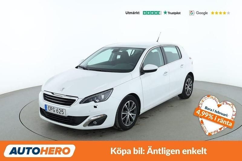 Begagnad Peugeot 308 Allure 121 HK (88 kW) 2015 Vit Halvkombi