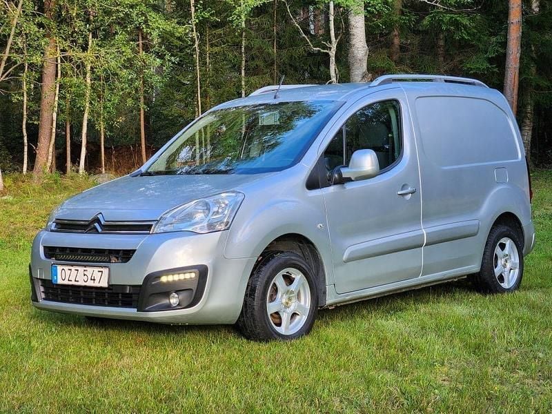 Silver Begagnad 2016 Citroën Berlingo Minibuss | 55 000 kr (Superpris) - Bild 1/4