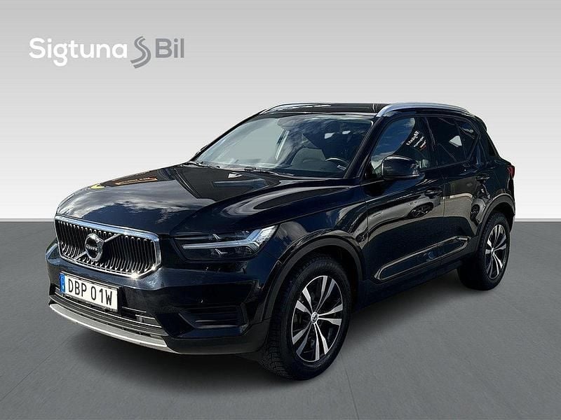 Svart Begagnad 2019 Volvo XC40 Momentum SUV | 254 800 kr (Marknadspris) - Bild 1/3