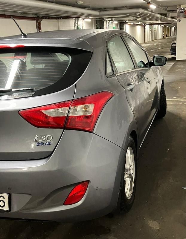 Begagnad Hyundai i30 128 HK (94 kW) 2013