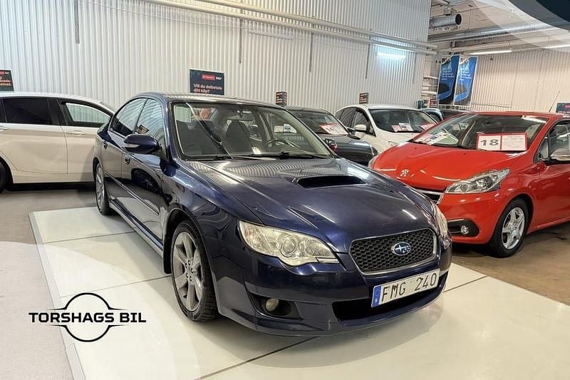 Blå Begagnad 2009 Subaru Legacy Sedan | 34 900 kr (Marknadspris) - Bild 1/3