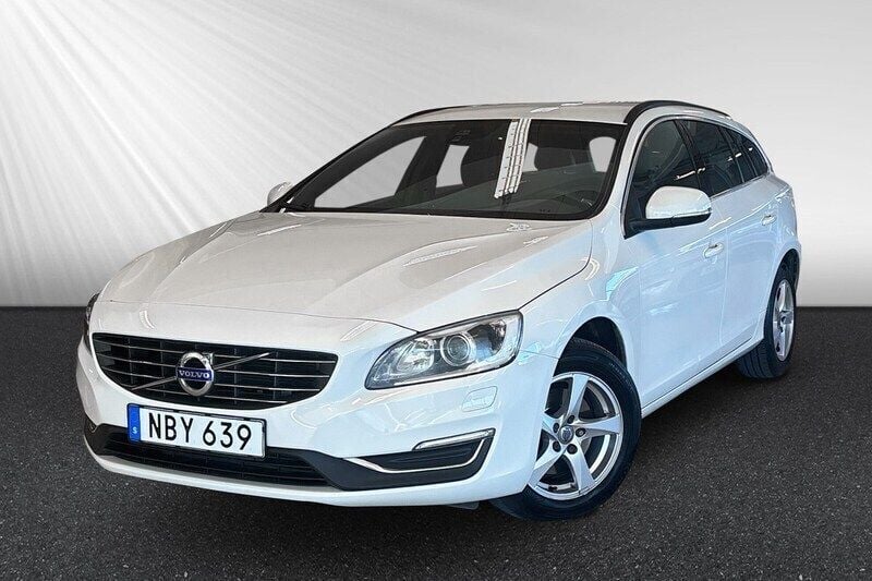 Vit Begagnad 2016 Volvo V60 Business Edition Kombi | 139 800 kr (Marknadspris) - Bild 1/4