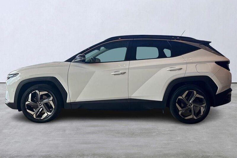 Vit Begagnad 2021 Hyundai Tucson Advanced SUV | 325 000 kr (Marknadspris) - Bild 1/4