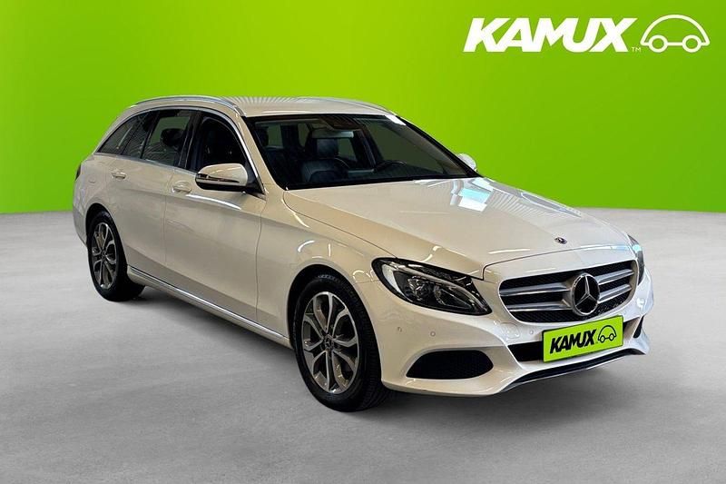 Vit Begagnad 2018 Mercedes C180 Avantgarde Kombi | 234 700 kr (Marknadspris) - Bild 1/3