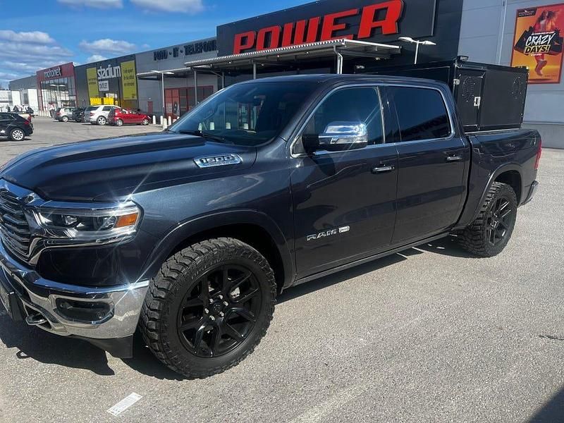 Begagnad 2020 RAM 1500 Pickup | 675 000 kr - Bild 1/4