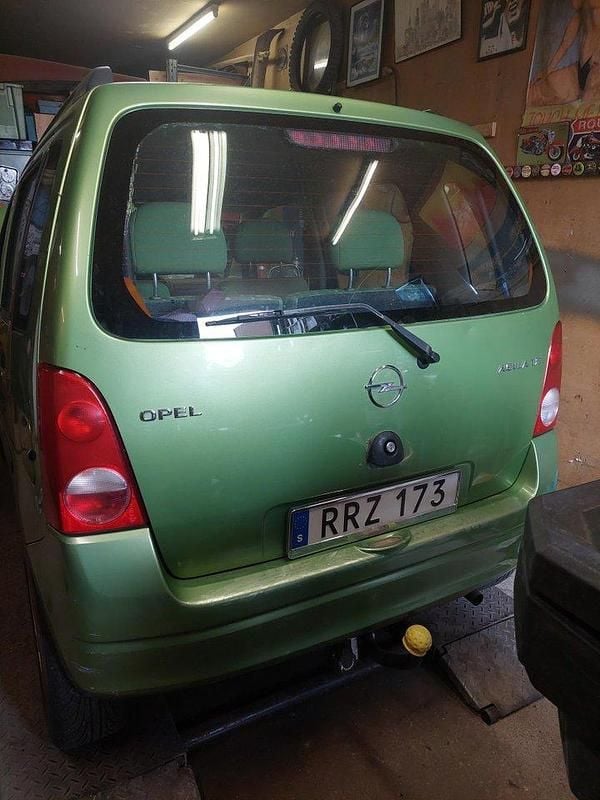 Grön Begagnad 2000 Opel Agila Halvkombi | 6 000 kr - Bild 1/4