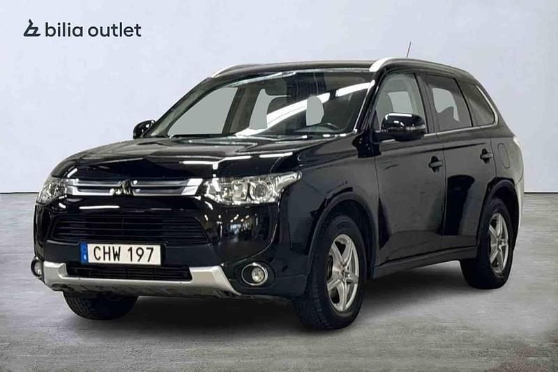 Svart Begagnad 2014 Mitsubishi Outlander SUV | 149 900 kr (Lite dyr) - Bild 1/1