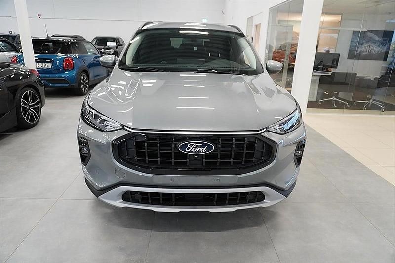Ny Ford Kuga Active 243 HK (178 kW) 2025 Grå SUV