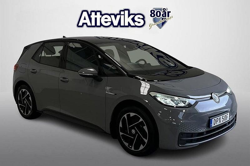 Grå Begagnad 2022 VW ID.3 Pro Performance Halvkombi | 277 900 kr (Superpris) - Bild 1/4
