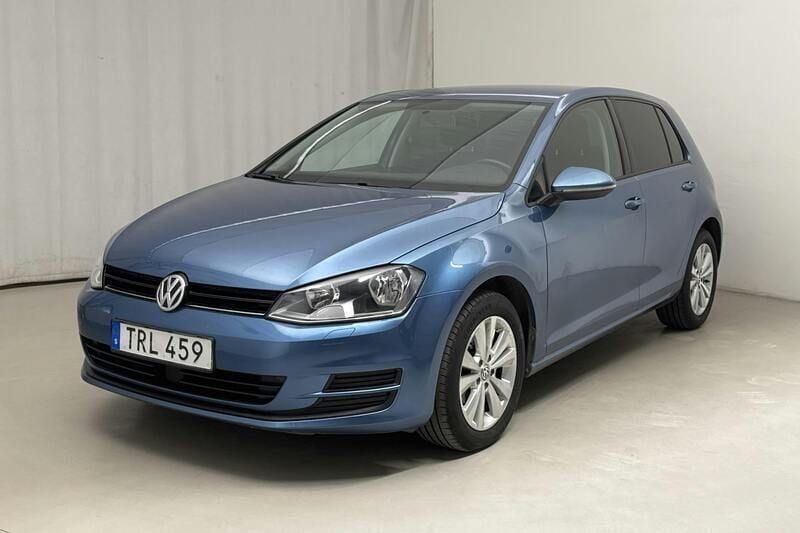 Blå Begagnad 2015 VW Golf VII | 114 800 kr (Bra pris) - Bild 1/4