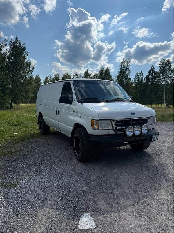 Begagnad 2000 Ford Econoline Van | 68 000 kr - Bild 1/4