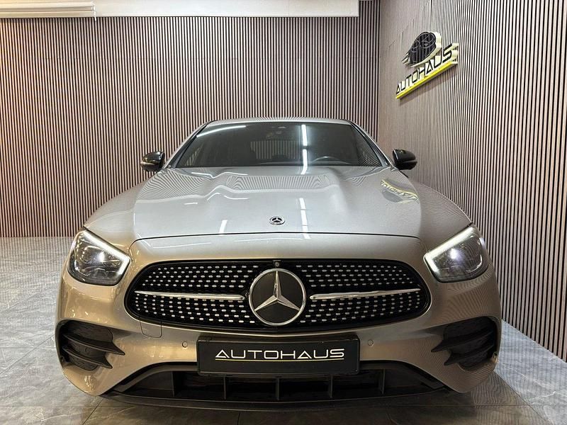 Begagnad Mercedes E220 AMG 194 HK (142 kW) 2021 Silver Sedan