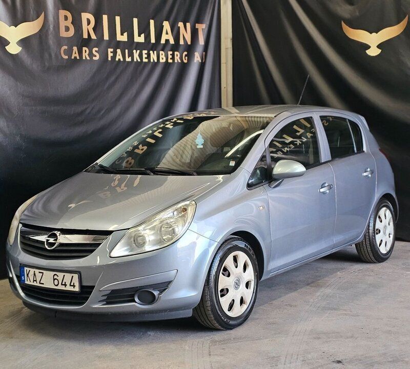 Grå Begagnad 2010 Opel Corsa Halvkombi | 39 900 kr (Marknadspris) - Bild 1/4