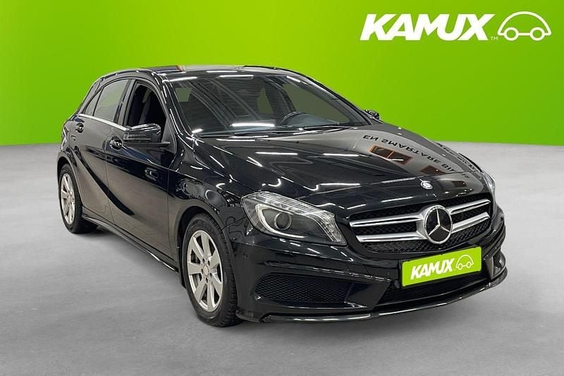 Svart Begagnad 2015 Mercedes A200 Halvkombi | 184 900 kr (Lite dyr) - Bild 1/4