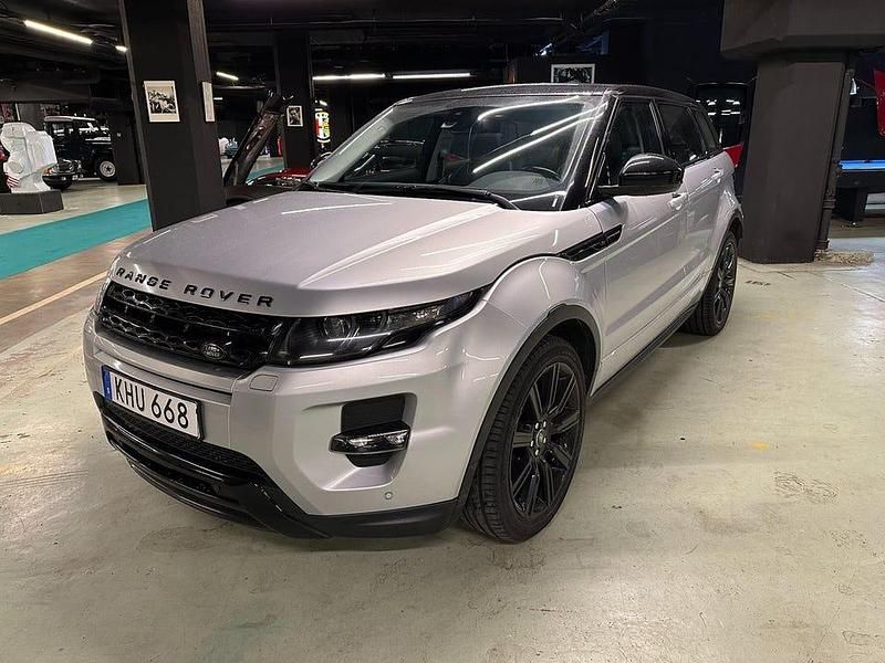 Grå Begagnad 2014 Land Rover Range Rover evoque Dynamic SUV | 145 000 kr (Lite dyr) - Bild 1/4