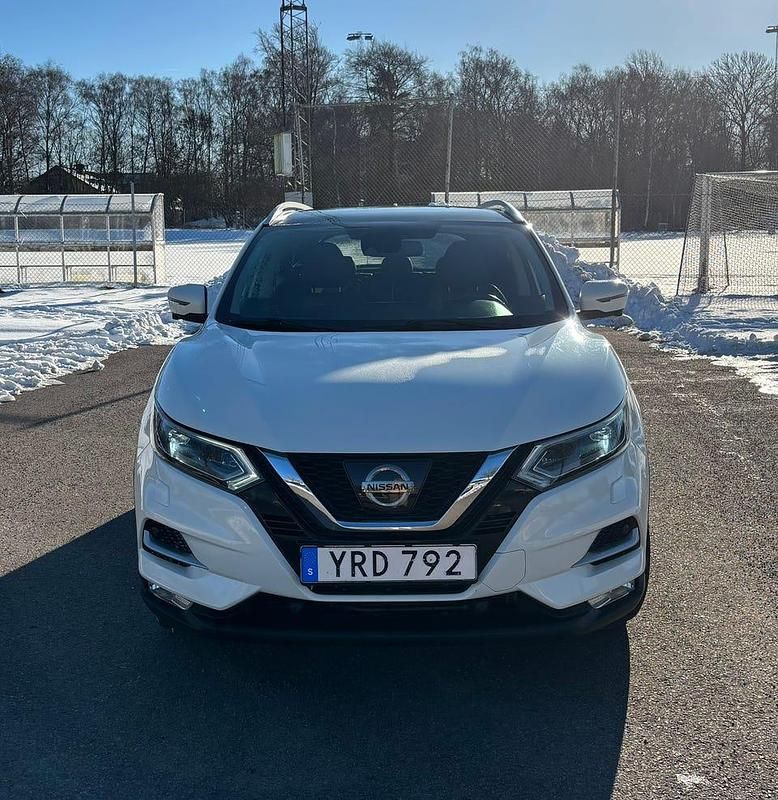 Begagnad Nissan Qashqai 130 HK (95 kW) 2017 Vit SUV