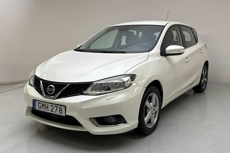 Vit Begagnad 2016 Nissan Pulsar | 105 000 kr - Bild 1/4