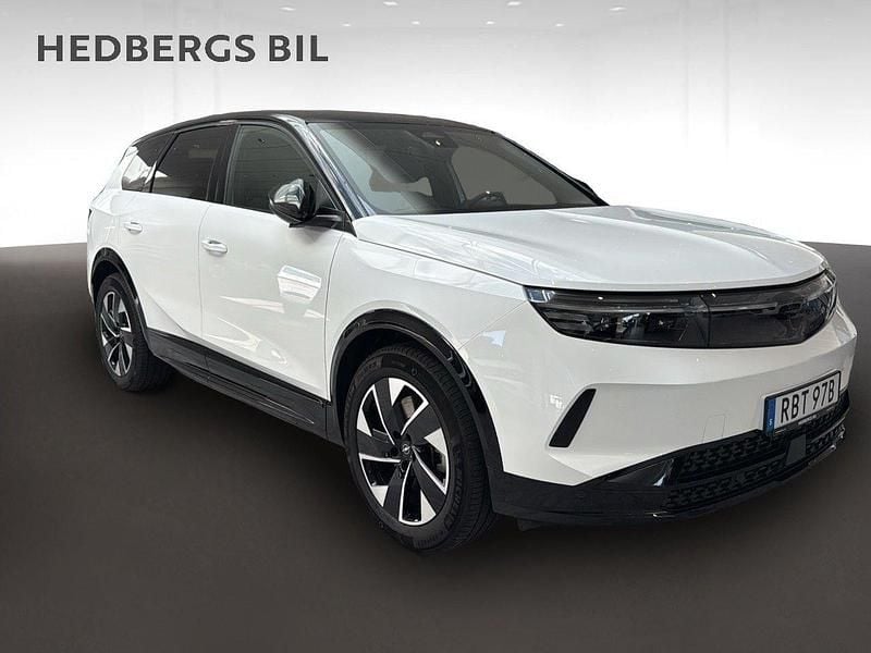 Vit Begagnad 2024 Opel Grandland Electric SUV | 549 900 kr - Bild 1/4