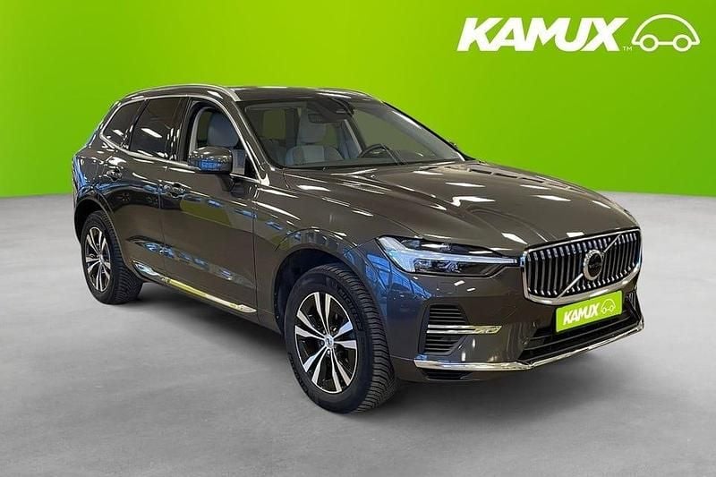 Begagnad Volvo XC60 Core 350 HK (257 kW) 2023 Grå SUV