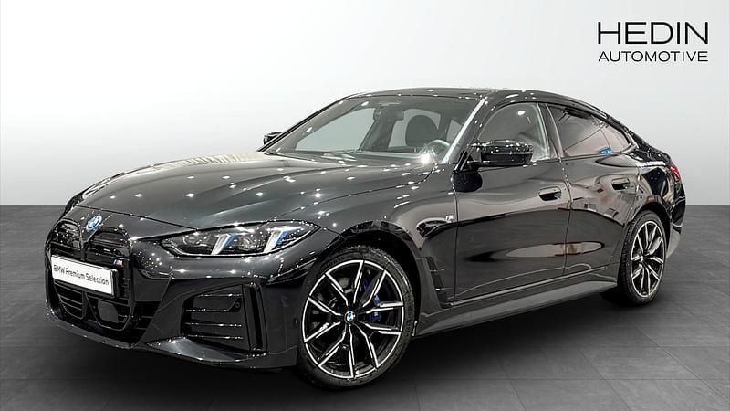 Begagnad BMW i4 Comfort Edition 442 kW (601 HK) 2025 Svart Sedan