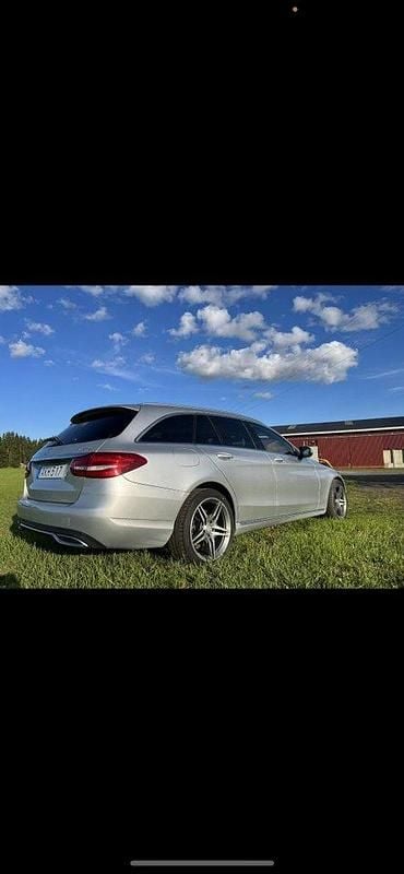 Silver Begagnad 2015 Mercedes C220 Avantgarde Kombi | 149 900 kr (Marknadspris) - Bild 1/2