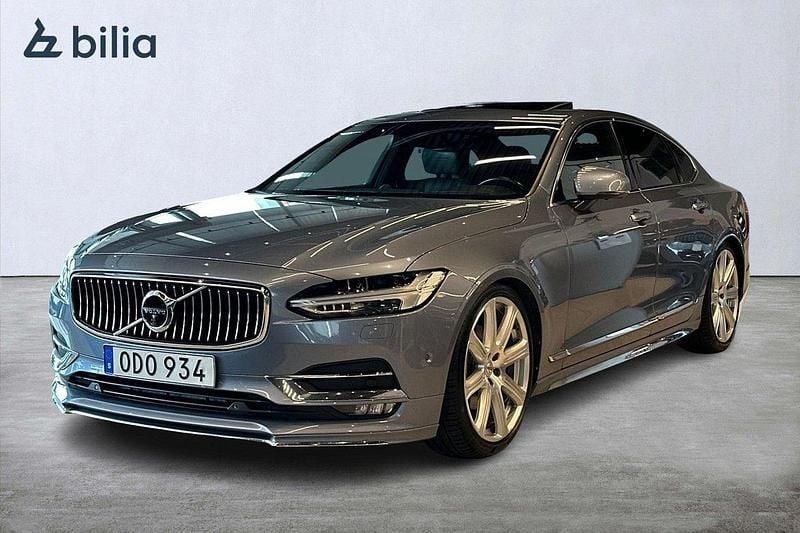 Ljusblå Begagnad 2016 Volvo S90 Inscription Sedan | 239 900 kr (Marknadspris) - Bild 1/4
