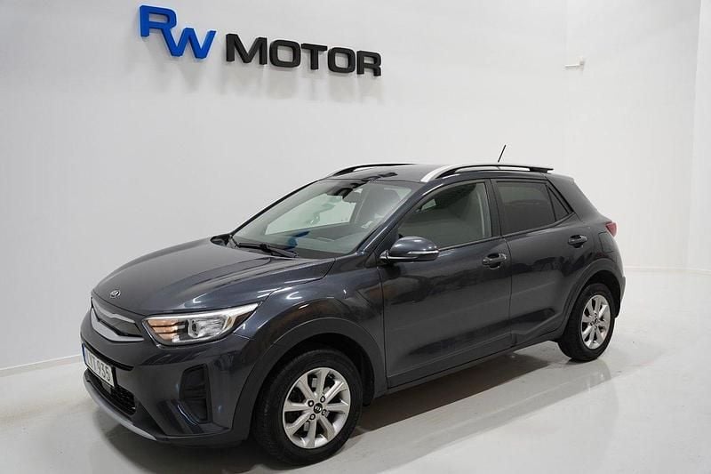 Grå Begagnad 2018 Kia Stonic Advance SUV | 124 000 kr (Marknadspris) - Bild 1/4