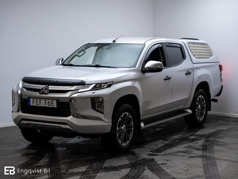 Vit Begagnad 2020 Mitsubishi L200 Pickup | 419 000 kr (Dyr) - Bild 1/4