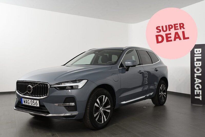 Grå Begagnad 2023 Volvo XC60 Core SUV | 469 500 kr (Superpris) - Bild 1/4
