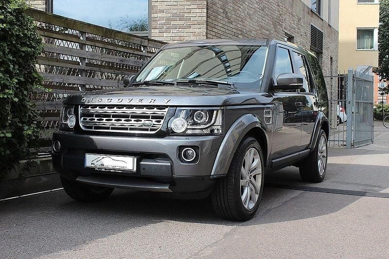 Mörkgrå (corris grey ) Begagnad 2014 Land Rover Discovery 4 HSE SUV | 279 000 kr (Dyr) - Bild 1/4