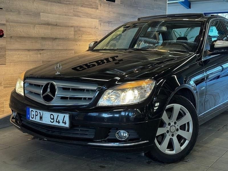 Begagnad Mercedes C280 231 HK (169 kW) 2007 Svart Sedan