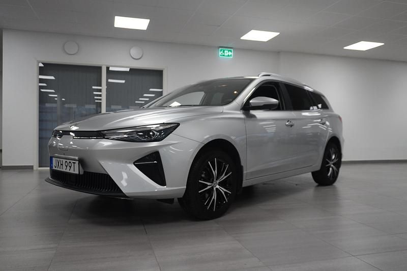 Begagnad MG MG5 EV Long Range 114 kW (156 HK) 2022 Grå Kombi