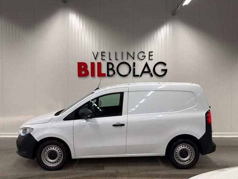 Vit Begagnad 2023 Mercedes Citan 112 Pickup | 249 500 kr (Marknadspris) - Bild 1/4