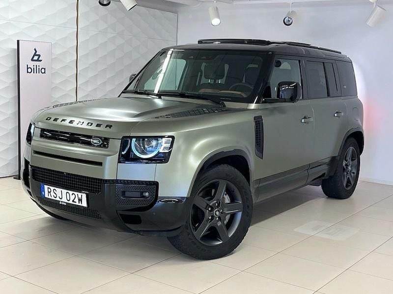Grön Begagnad 2023 Land Rover Defender HSE Dynamic SUV | 1 095 000 kr (Marknadspris) - Bild 1/4