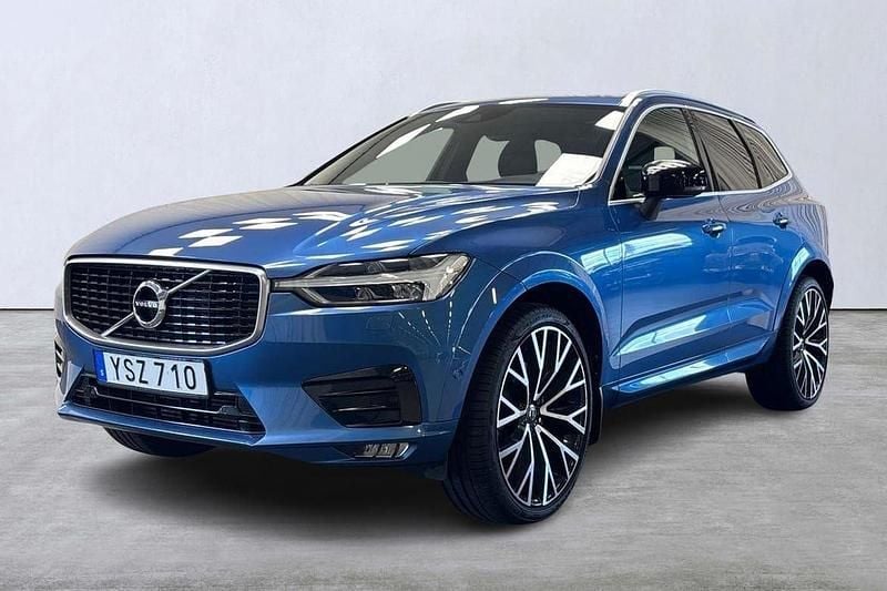 Blå Begagnad 2017 Volvo XC60 R-Design SUV | 329 900 kr (Dyr) - Bild 1/4