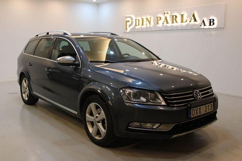 Ljusgrå (grå) Begagnad 2014 VW Passat Alltrack Kombi | 79 900 kr (Marknadspris) - Bild 1/4