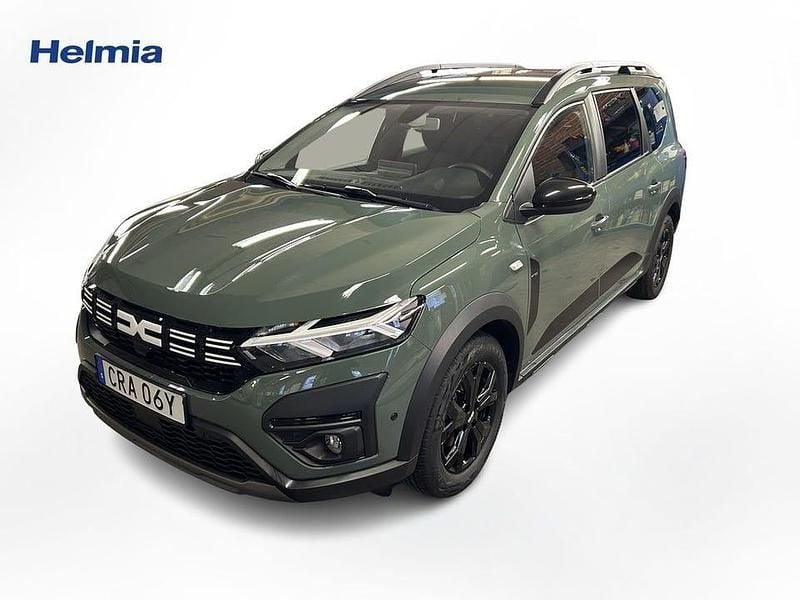 Grå Begagnad 2023 Dacia Jogger Extreme Minibuss | 199 000 kr (Marknadspris) - Bild 1/4