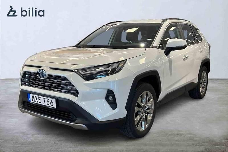 Vit Begagnad 2022 Toyota RAV4 Hybrid SUV | 399 900 kr - Bild 1/1
