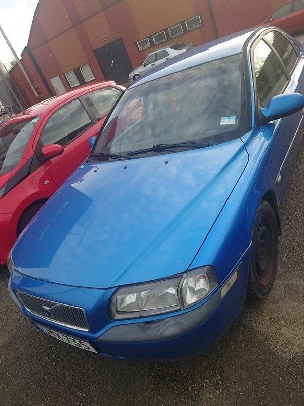 Begagnad 2001 Volvo S80 Sedan | 19 000 kr (Lite dyr) - Bild 1/1