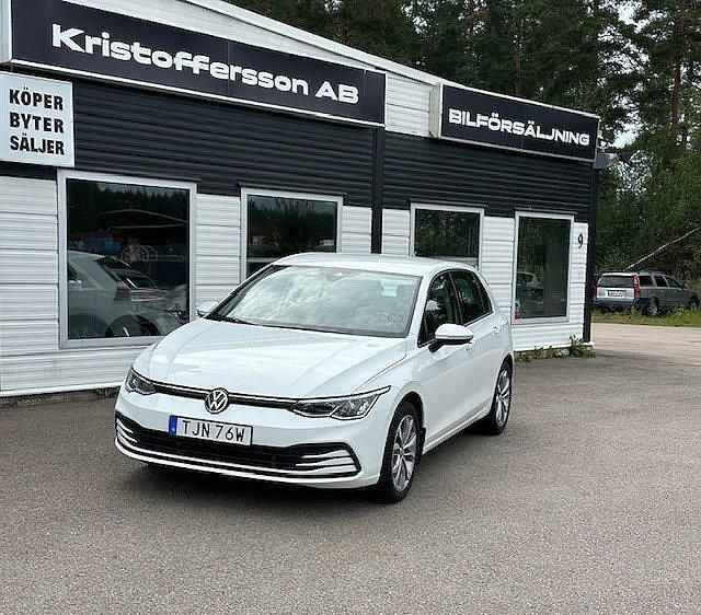 Vit Begagnad 2020 VW Golf VIII Halvkombi | 185 000 kr (Bra pris) - Bild 1/4